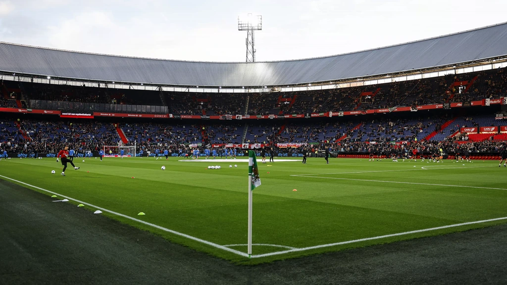 Alkmaar Sticks to Ban on Israeli Football Fans as Diplomatic Pressure and Legal Threats Mount