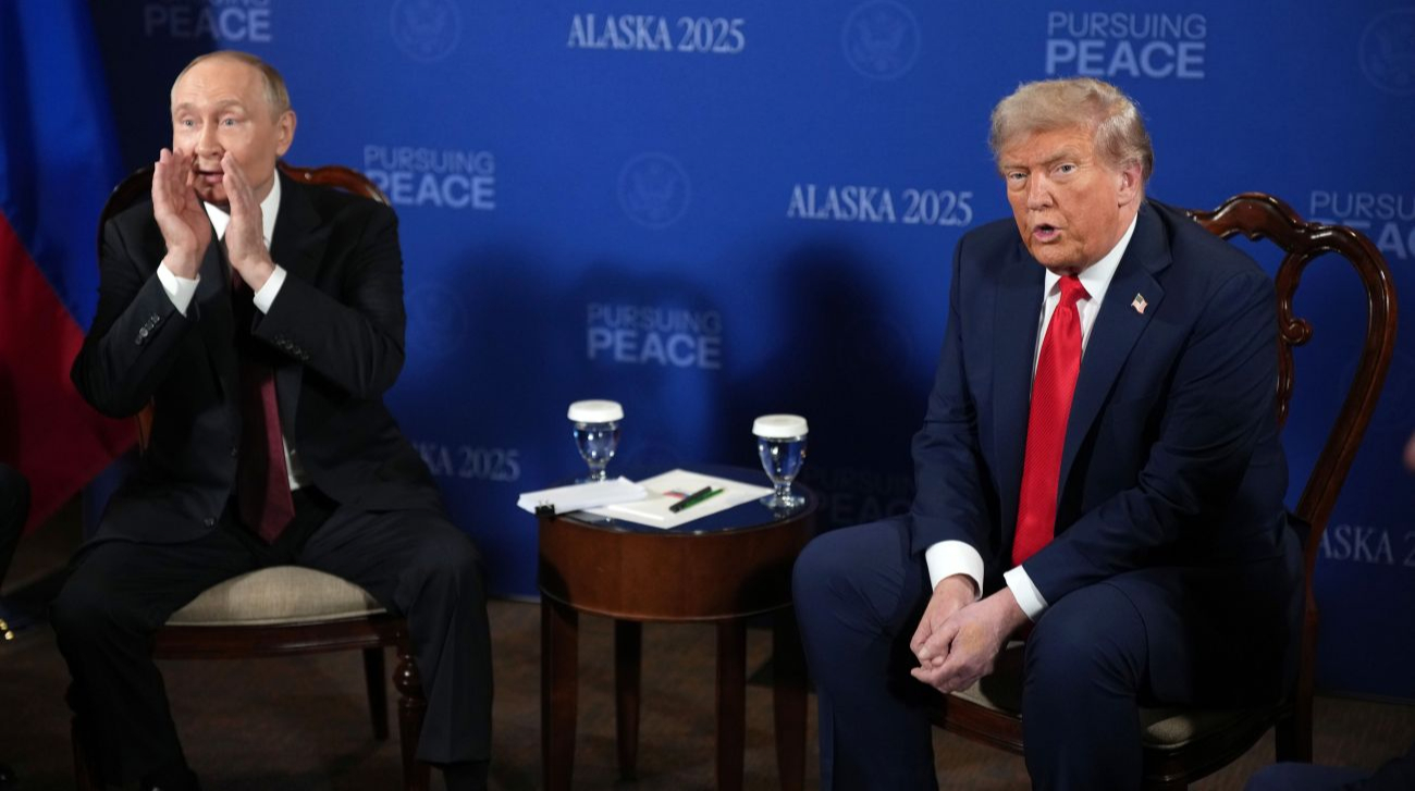 Trump demands Europe repay Ukraine aid as envoys head to Moscow and Kyiv with peace plan
