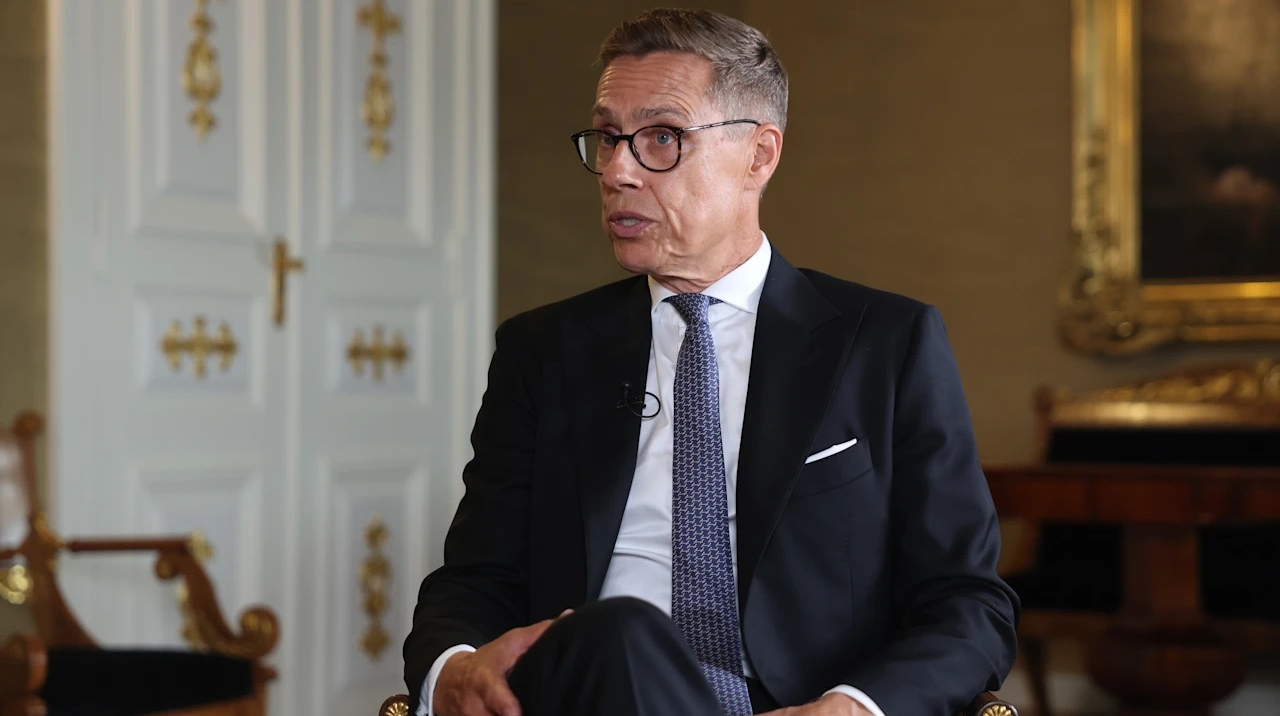 Finland doubles down on Ukraine as 'best security guarantee' amid new aid, French nuclear umbrella and Russian drone find