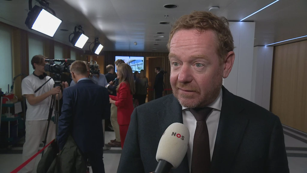 Dutch Parliament Demands Debate After Minister Accused of Misleading on Unprocessed Crime Reports