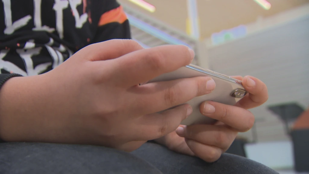 Dutch government pushes EU-wide social media age limit of 15 — here's what it means for you
