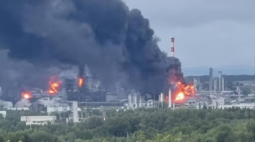 Ukraine’s drone campaign cripples Lukoil refineries, strikes expand to Dagestan and Tatarstan